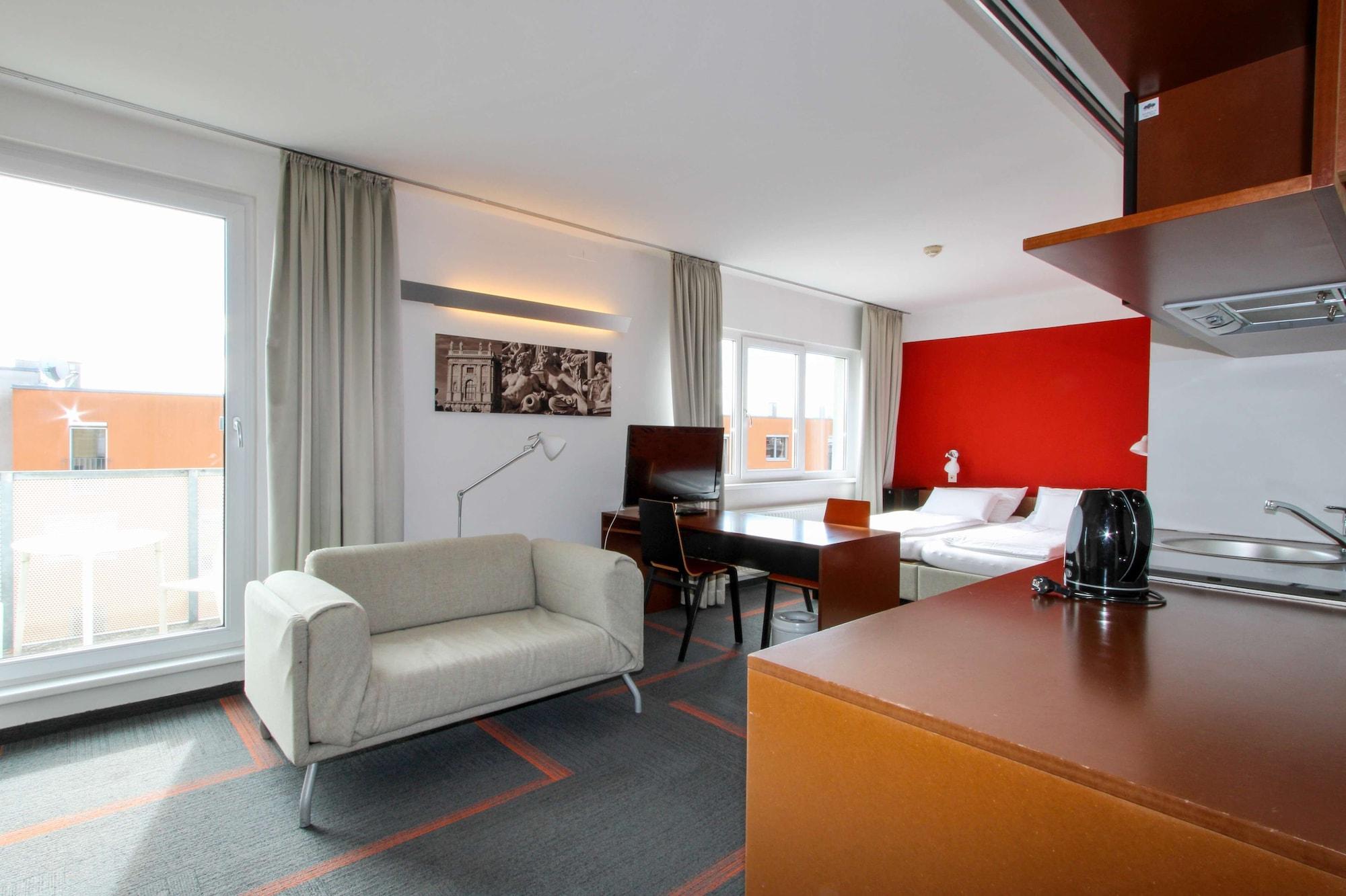 Kyriad Vienna Altmannsdorf Buitenkant foto